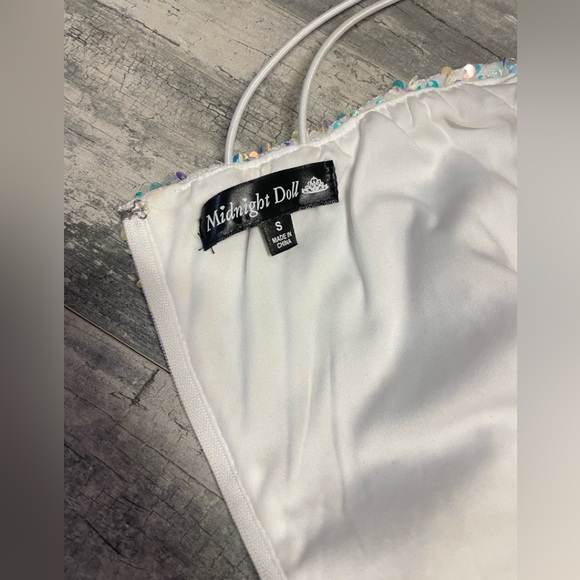 Lulu’s White Sequin One-Shoulder Mini Party Homecoming Dress - Picture 4 of 4